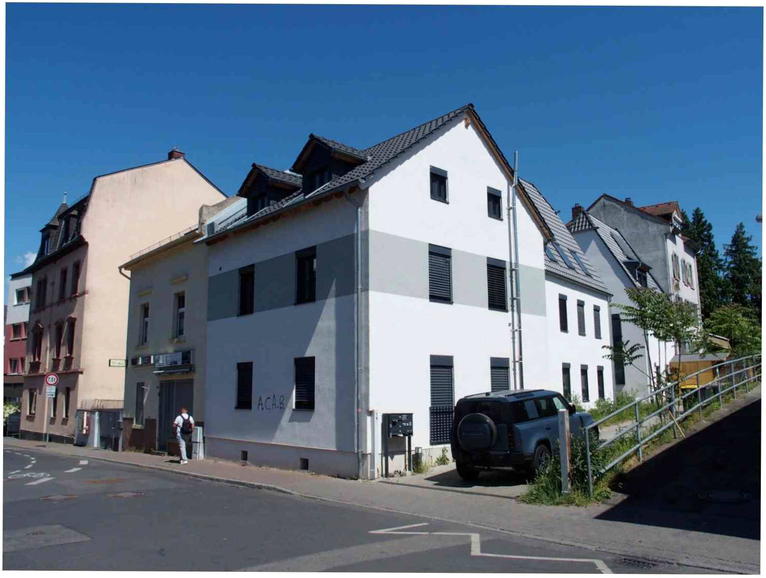 Eigentumswohnung (1 bis 2 Zimmer) in Maybachstr. 28, 28 a + b, 60433 Frankfurt am Main, Eschersheim - Bild 2