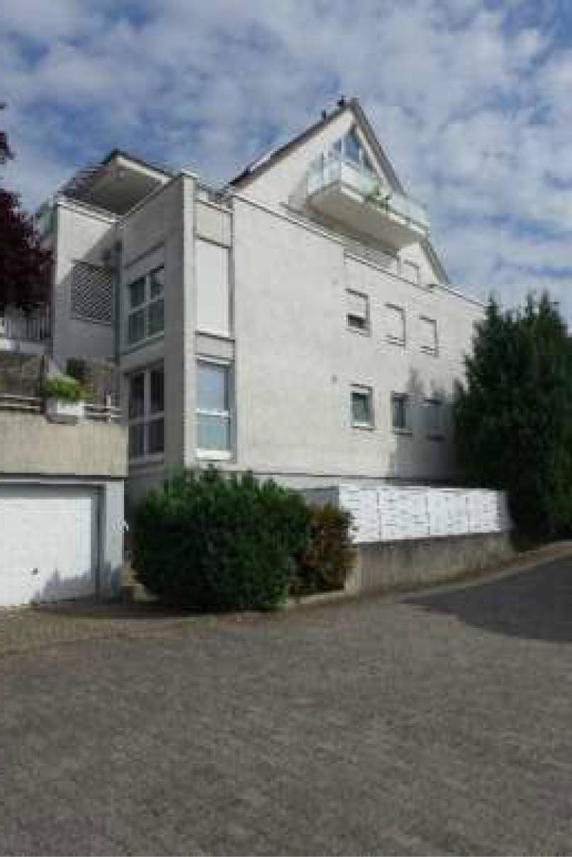 Mehrfamilienhaus in Am Stegskreuz 1a, 65719 Hofheim - Bild 2