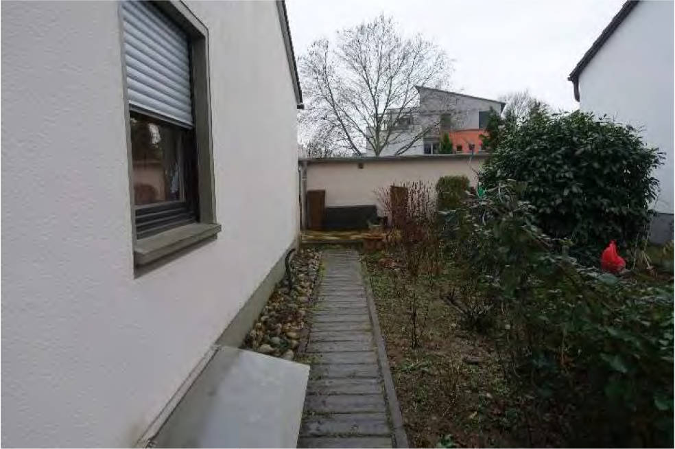 Reihenhaus in Falkensteiner Weg 7, 65843 Sulzbach - Bild 2