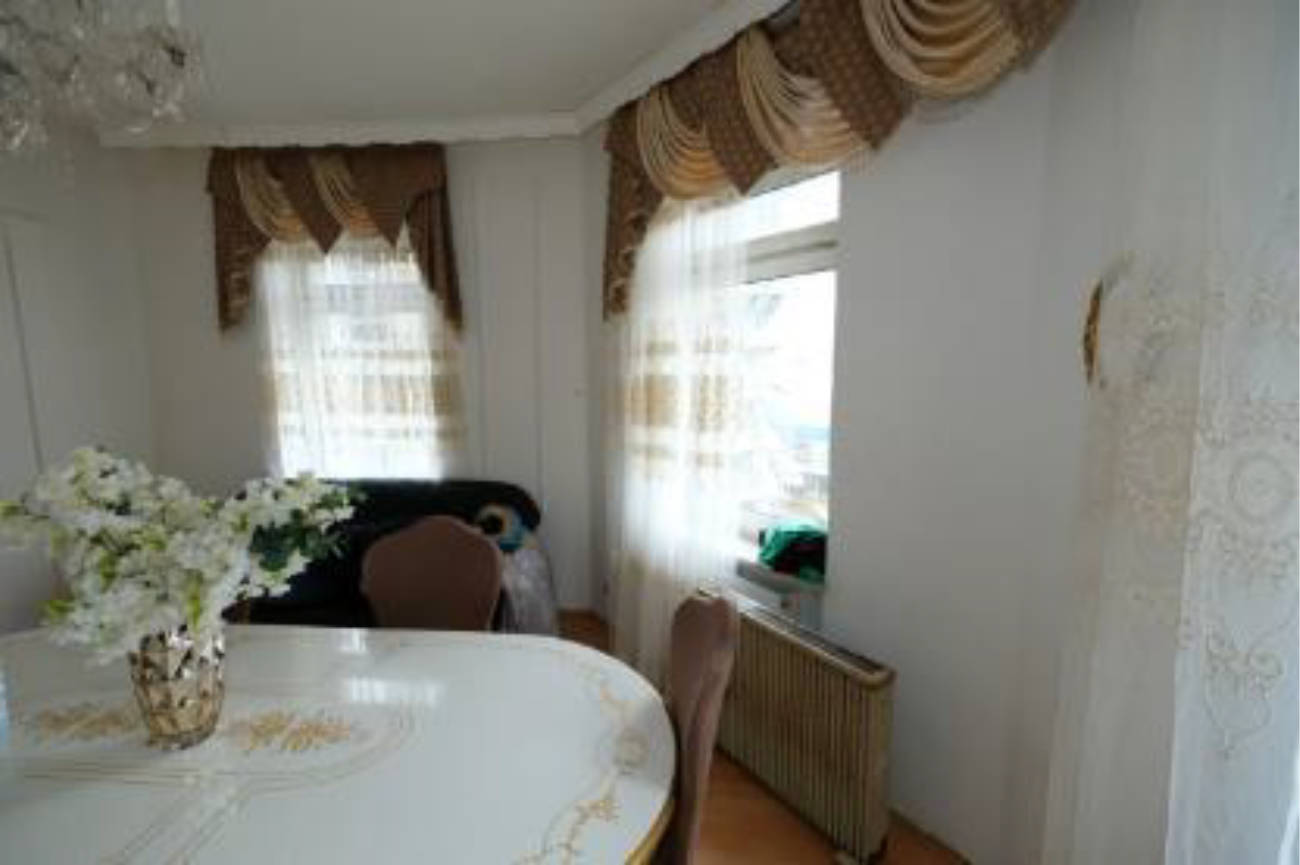 hessen 0844K0010-2022 Eschersheimer Landstraße 580, Zehnmorgenstraße 2, 60433 Frankfurt am Main, Eschersheim