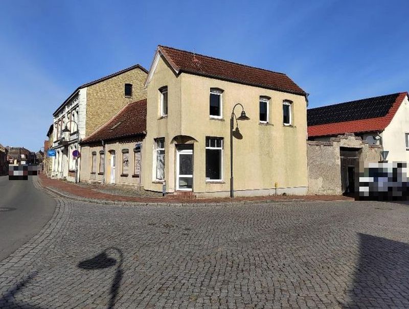 Wohnen/Gewerbe in Wariner Straße 1, 19412 Brüel