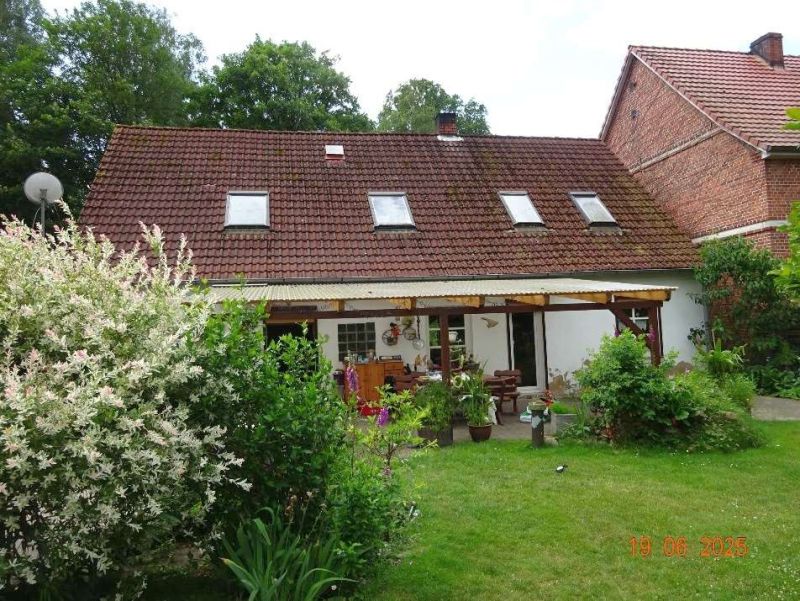 Einfamilienhaus 14 K 5-25 Hasenheide 4, 19303 Heidhof
