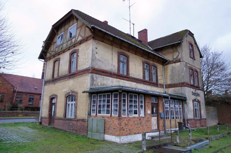 Mecklenburg-Vorpommern 15 K 15/24 Am Bahnhof 4, 19395 Ganzlin