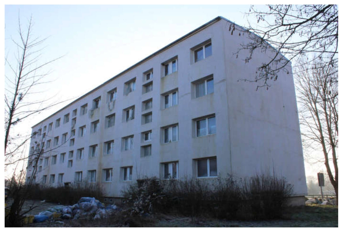 Mehrfamilienhaus in Woldegker Chaussee 18-20, 17094 Cölpin