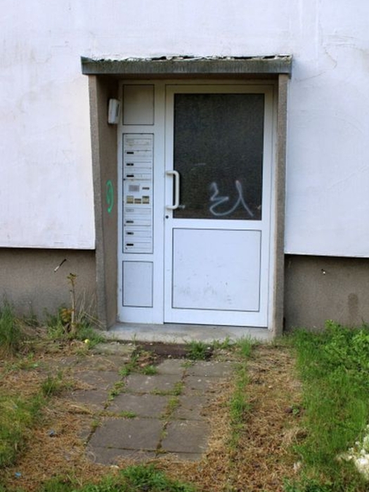 Mehrfamilienhaus in Woldegker Chaussee 18-20, 17094 Cölpin