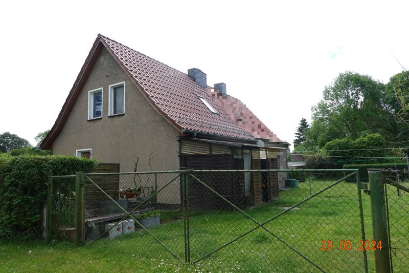 Einfamilienhaus in Dorfstraße 12, 17111 Sarow - Bild 2