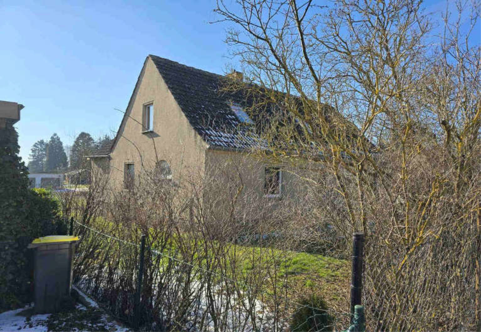 Wohnhaus/Landwirtschaftsflächen in Dorfstraße 40, 17039 Neverin