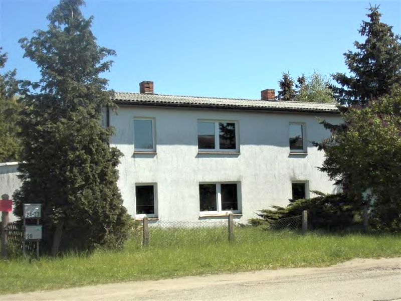 Mehrfamilienhaus in Bauersheimer Weg 24, 17098 Friedland