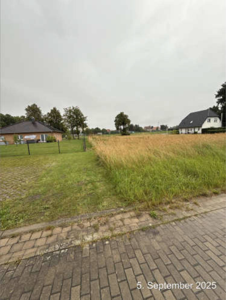 Grundstück in Alte Gärtnerei 15, 16, 17091 Rosenow - Bild 3