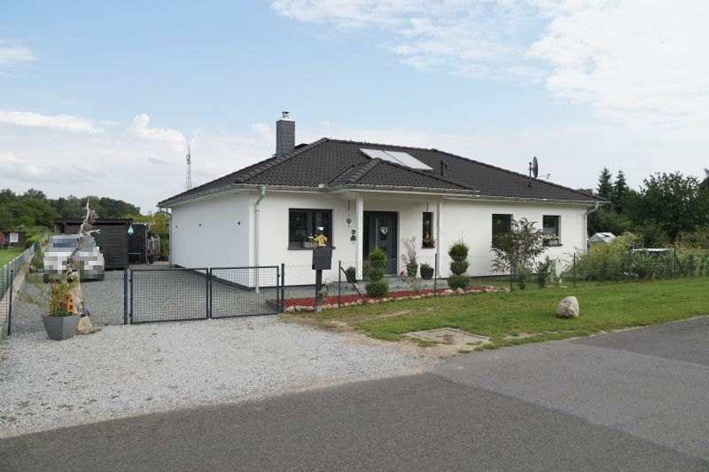 mecklenburg-vorpommern 622 K 14/25 An de Bäk 3, 17192 Peenehagen OT Alt Schönau 3