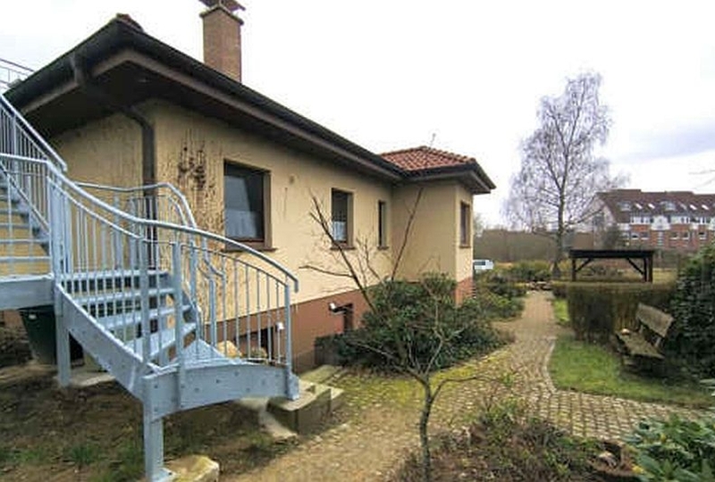 Mecklenburg-Vorpommern 66 K 35-24 Am Wiesengrund 10, 18190 Sanitz 1