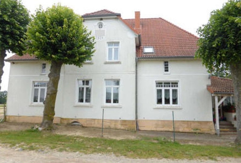 Wohnen/Gewerbe in Zum Reiterhof 1, 18059 Papendorf OT Niendorf
