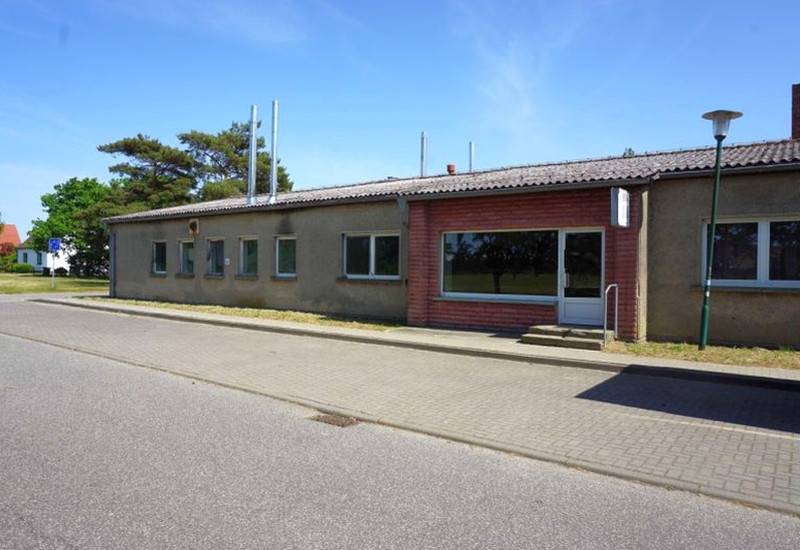 mecklenburg-vorpommern 703 K 80/22 Bahnhofstraße 2, 18317 Saal 11