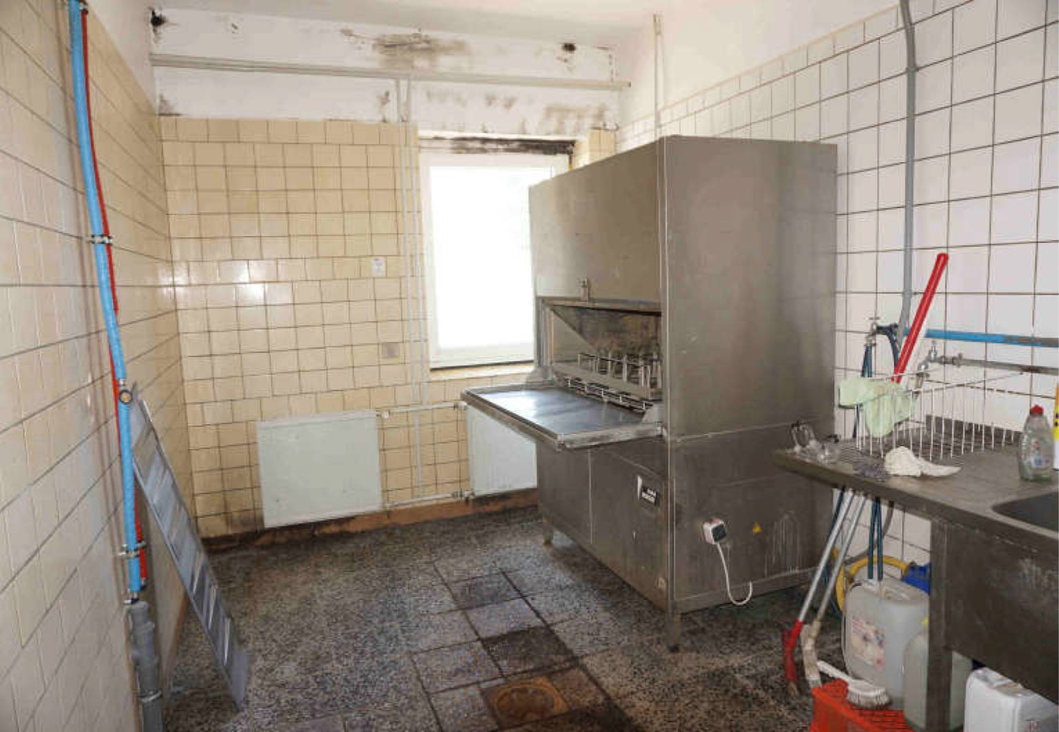 mecklenburg-vorpommern 703 K 80/22 Bahnhofstraße 2, 18317 Saal 21