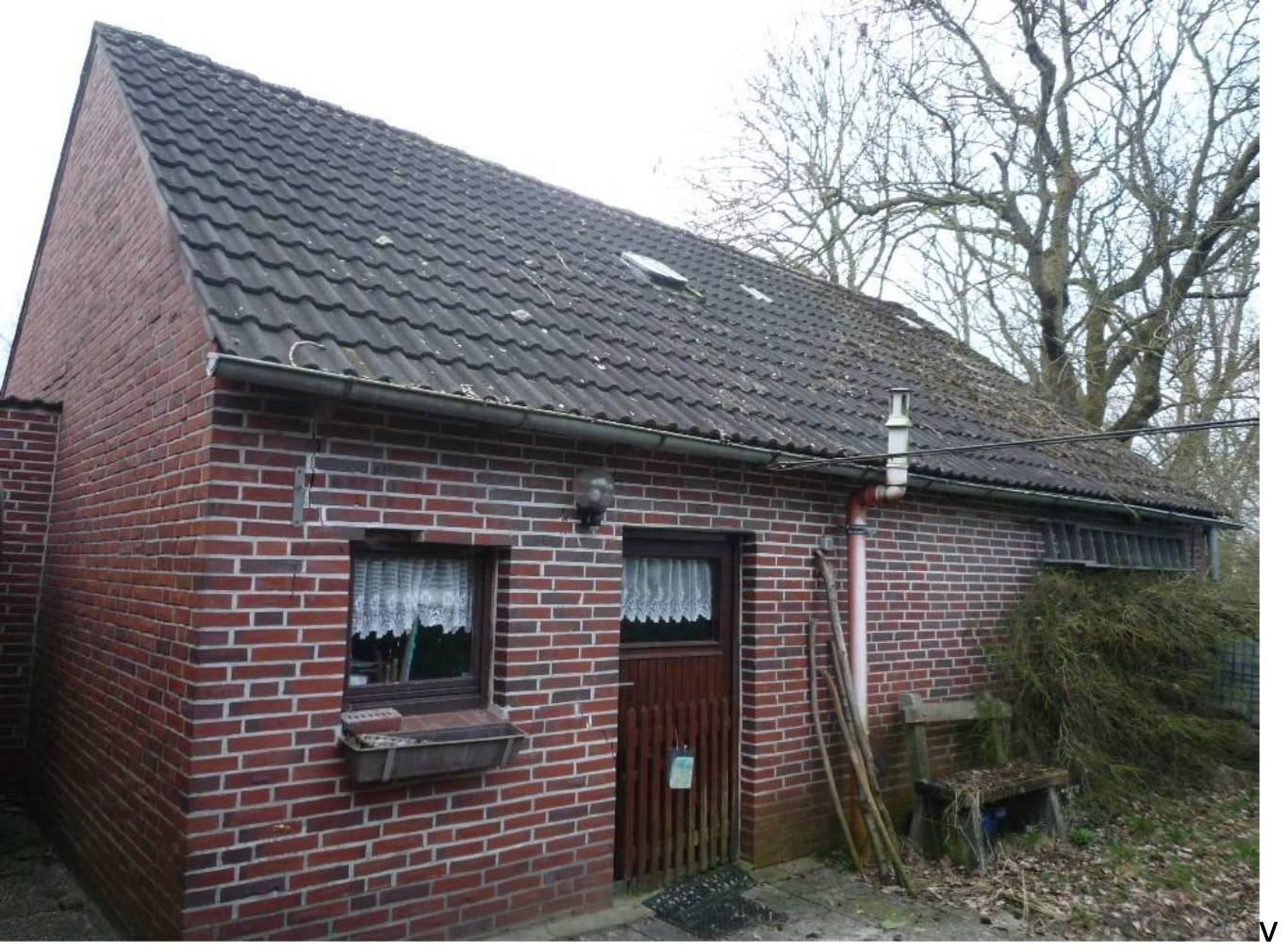 Einfamilienhaus, Einfamilienhaus mit Grünlandflächen in Stollhammer Deich 7, 26969 Butjadingen, Stollhamm - Bild 2