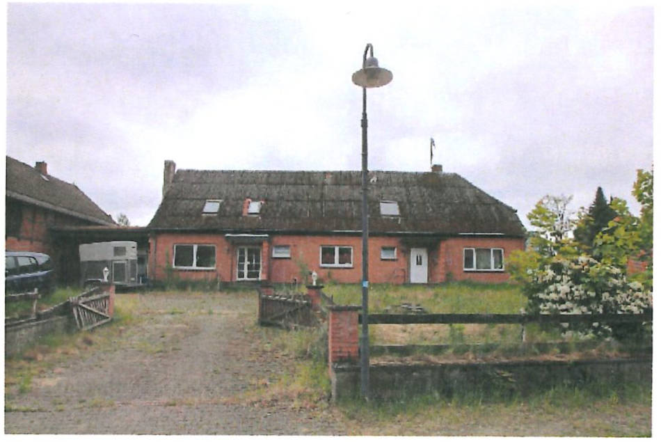Einfamilienhaus, Nebengebäude in Dammstraße 10, 29367 Steinhorst