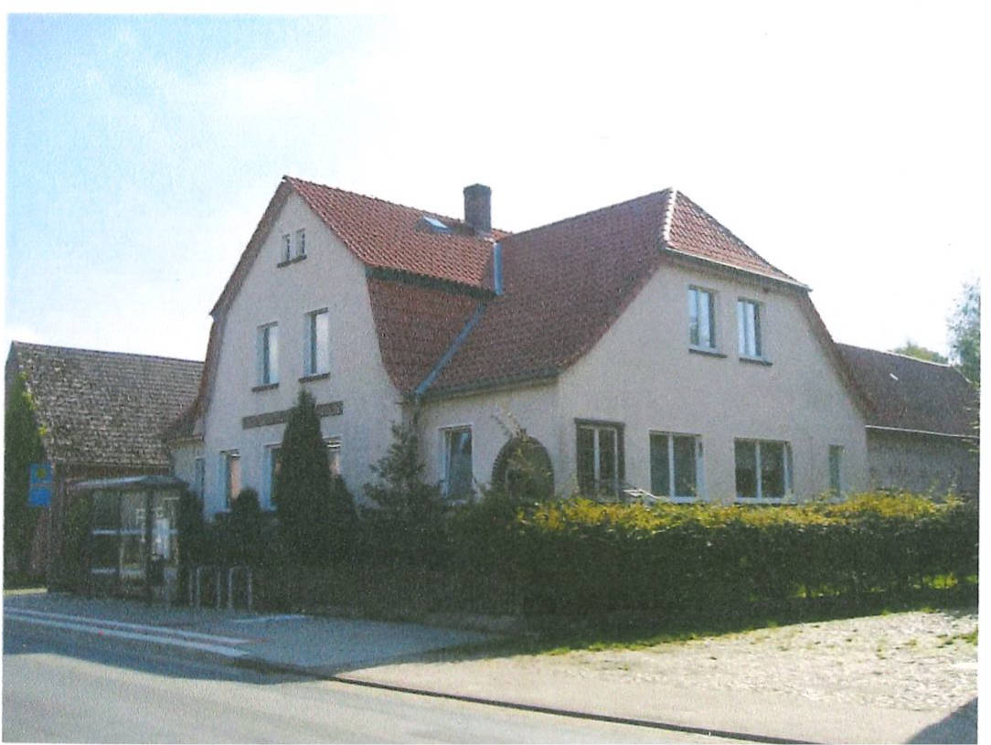 Wohnhaus mit Nebengebäude und Scheune/ Stall in Suderwittingen  11, 29378 Wittingen, Suderwittingen