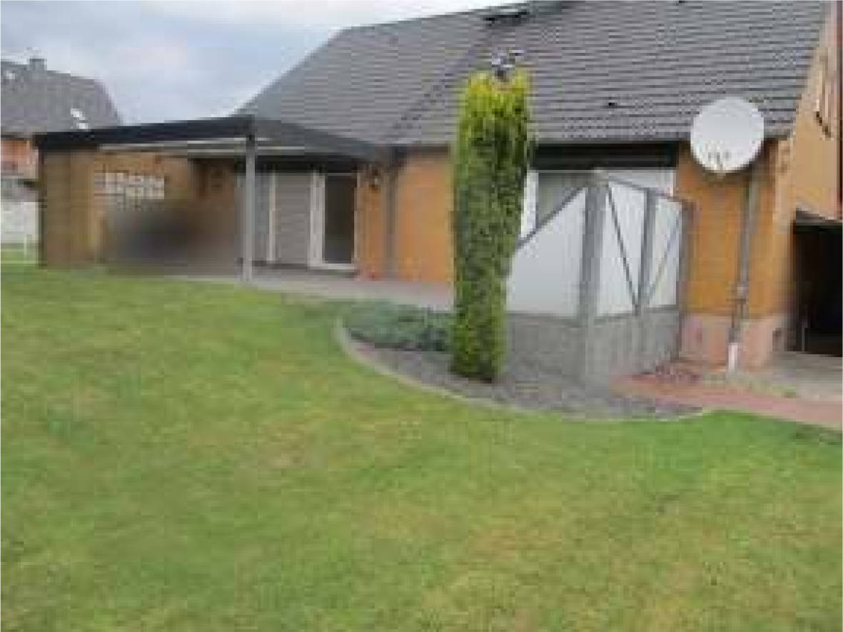 Einfamilienhaus in Dungelbecker Straße 3, 31224 Peine, Woltorf