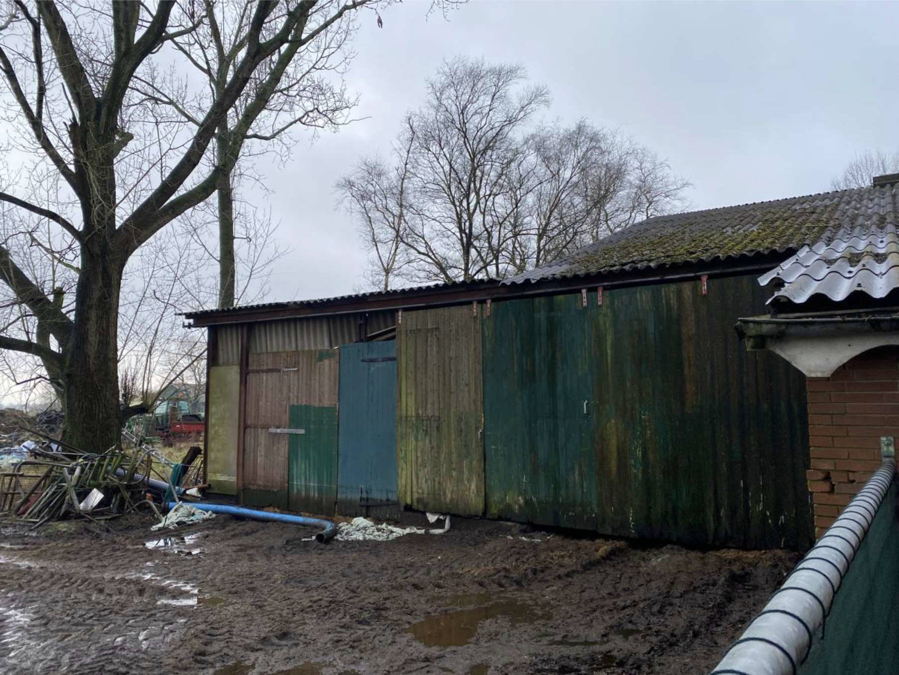Hofgebäude mit Landwirtschaftsflächen in Forlitzer Straße 205, 26624 Südbrookmerland, Bedecaspel - Bild 4