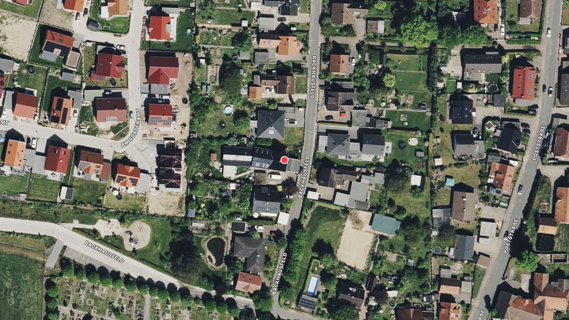 Zweifamilienhaus in Backhausfeld 6, 31319 Sehnde, Rethmar - Bild 2