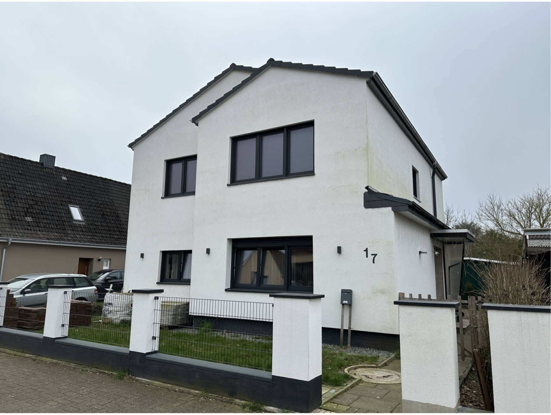 Zweifamilienhaus in Heidestraße 17, 27749 Delmenhorst
