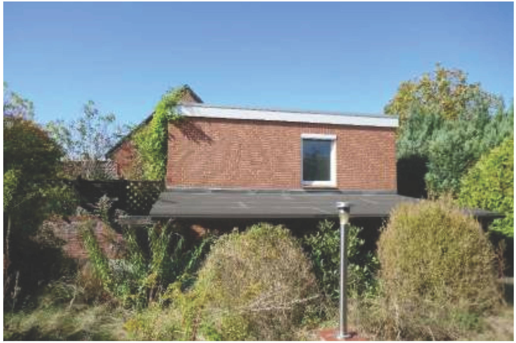 Einfamilienhaus, Wohnhaus mit Anbauten und einem Nebengebäude in Am Stadtberg 23, 21360 Vögelsen