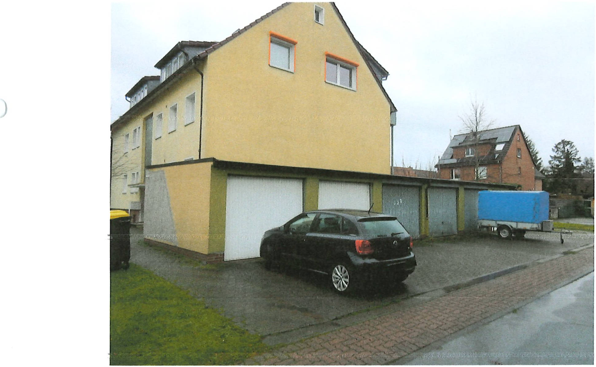Mehrfamilienhaus, Garage in Frank-Kirchhof-Straße 14, 31180 Giesen, Ahrbergen
