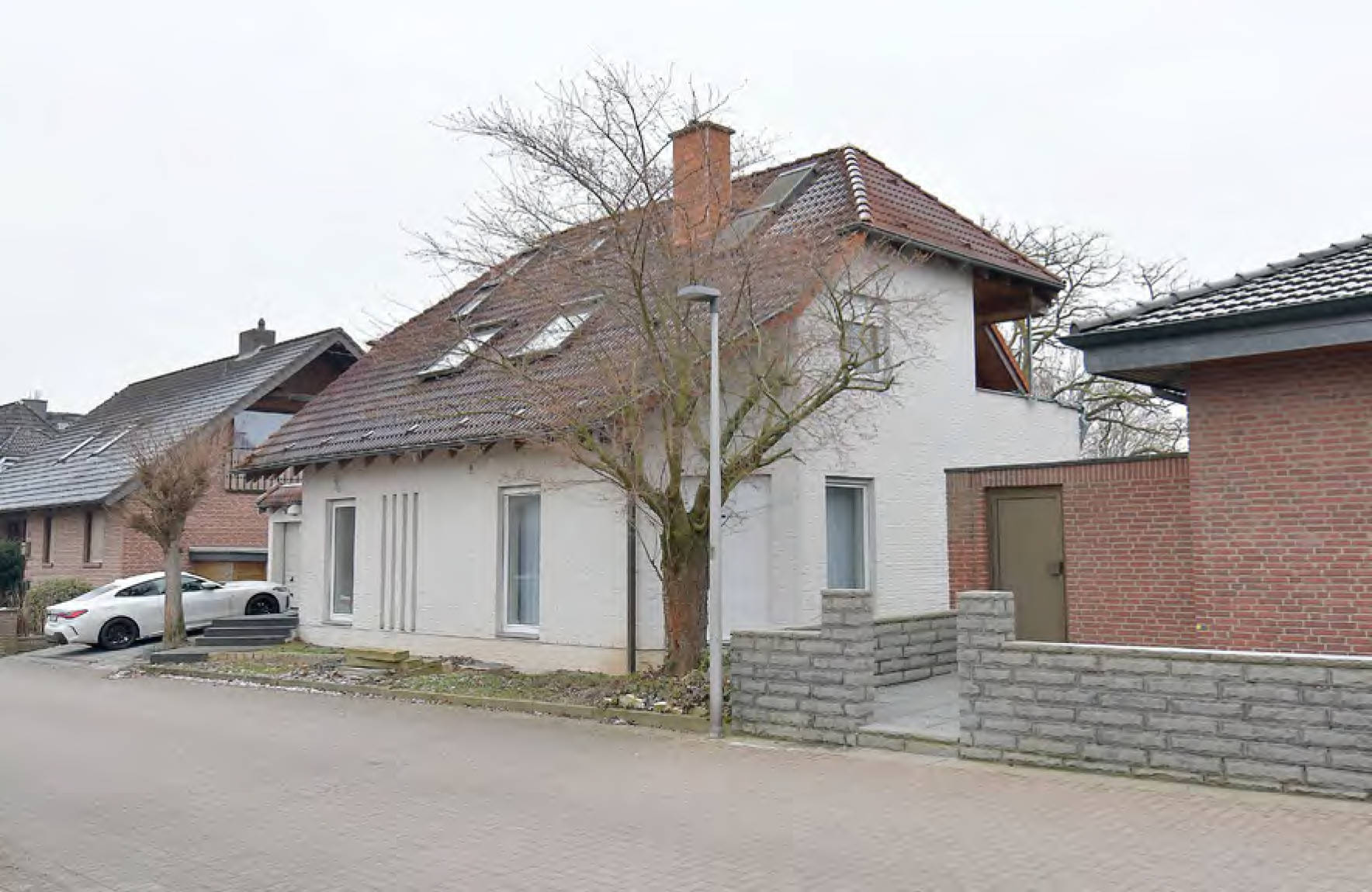Einfamilienhaus, Garage in Altes Dorf 4, 31157 Sarstedt - Bild 3