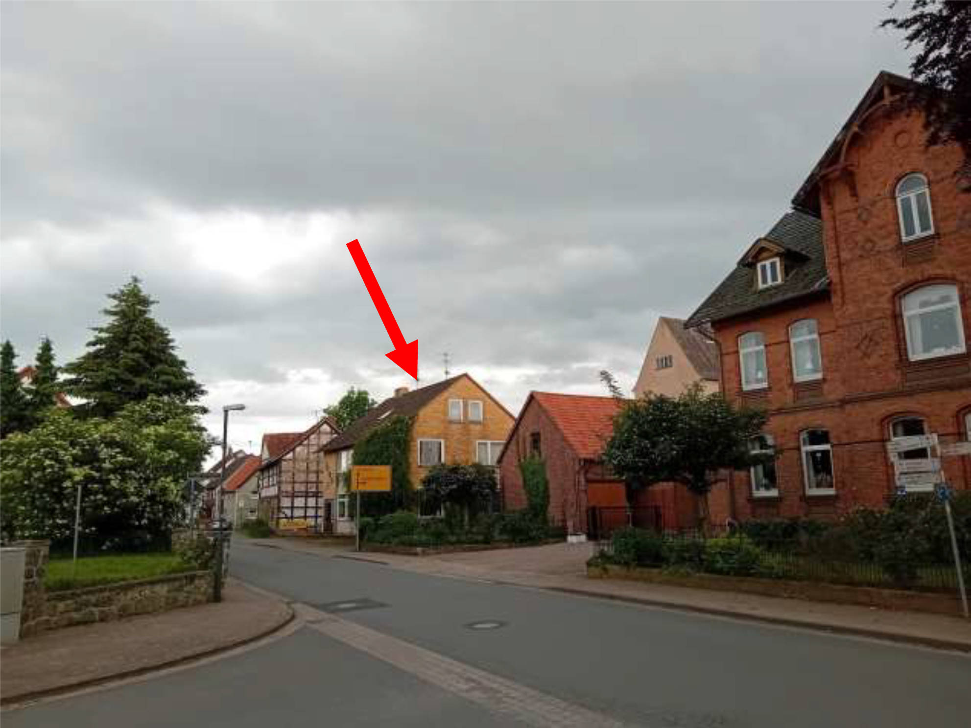 Mehrfamilienhaus in Torstr. 8, 31860 Emmerthal, Börry - Bild 2