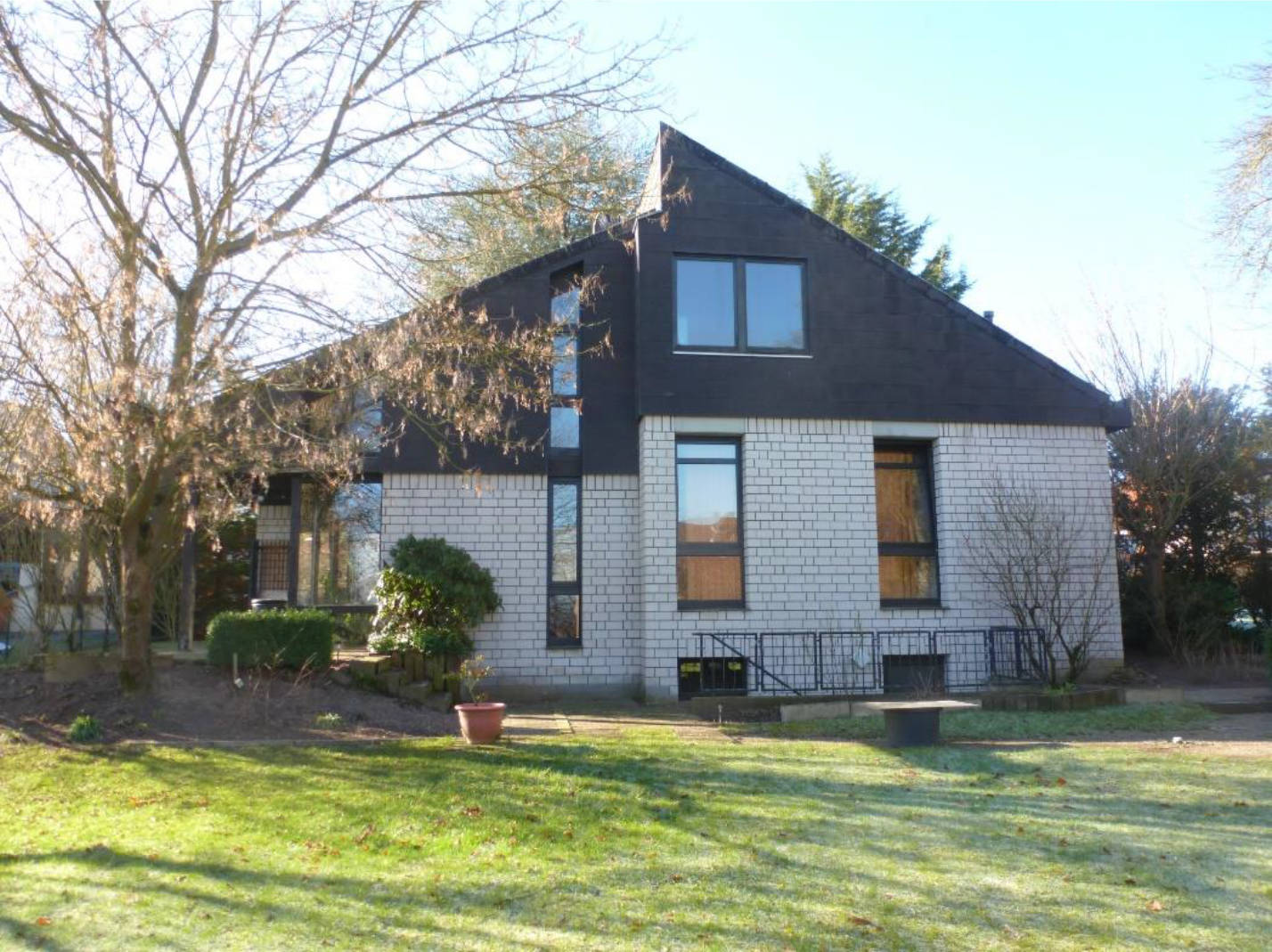 Einfamilienhaus in Auf der Fuhler Heide 1, 31840 Hessisch Oldendorf, Friedrichshagen