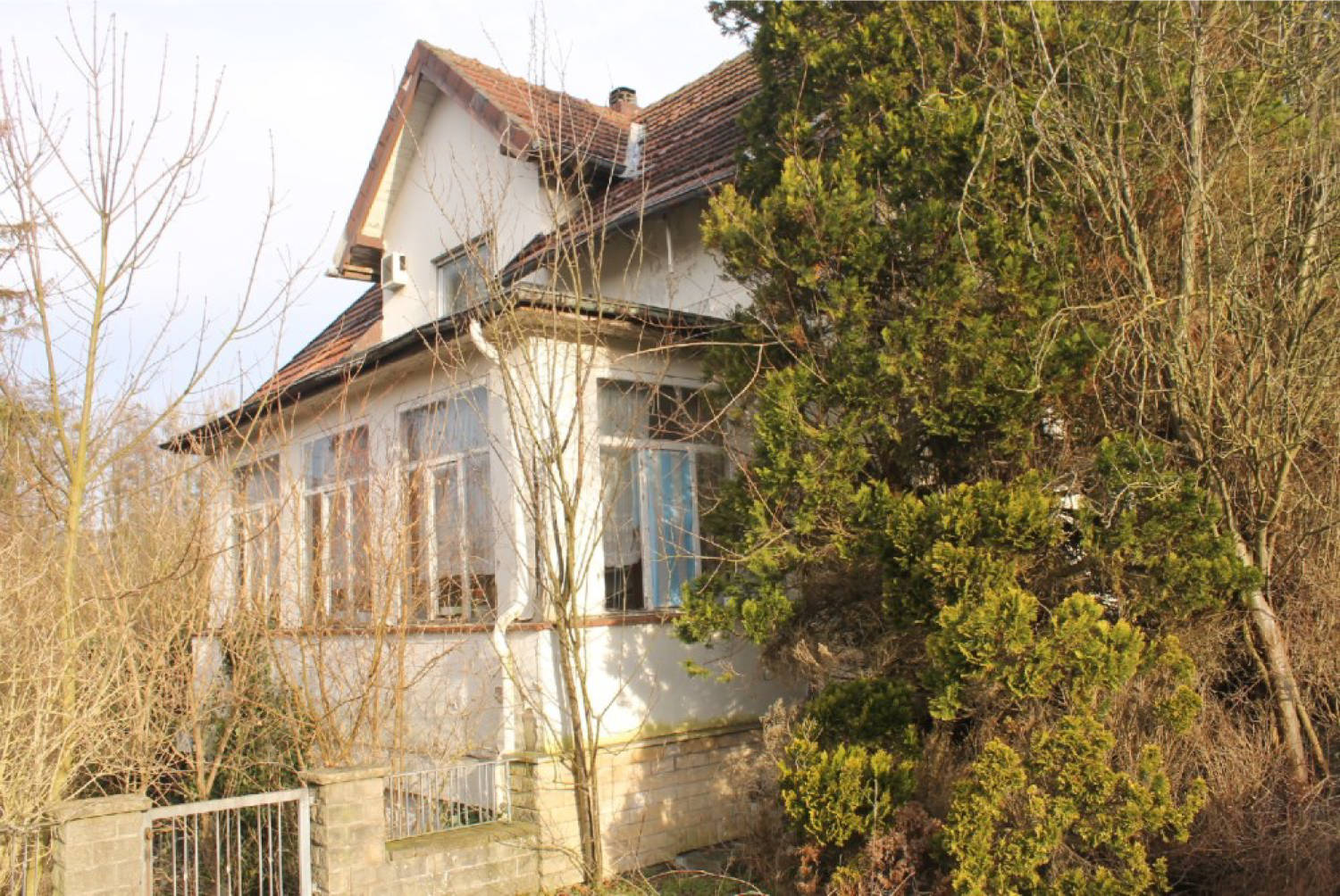 Einfamilienhaus in Lügder Straße 10, 31812 Bad Pyrmont, Oesdorf