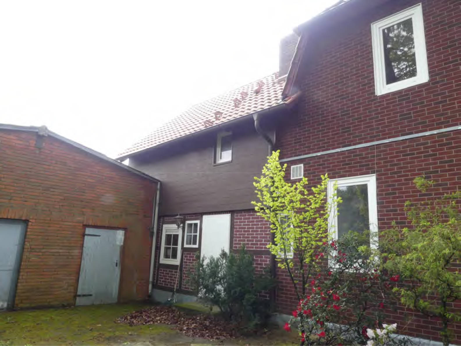 Einfamilienhaus in Uetzer Weg 17/17a, 29339 Wathlingen