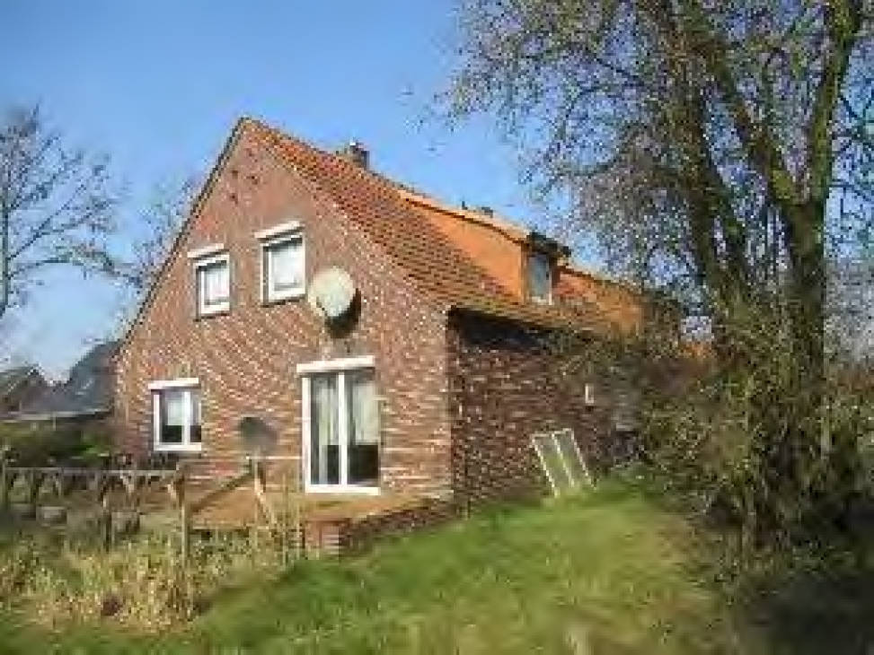 Siedlungshaus mit 3 Wohnungen und Nebengebäude in Insenhausener Straße 2, 26427 Stedesdorf, Osteraccum - Bild 3