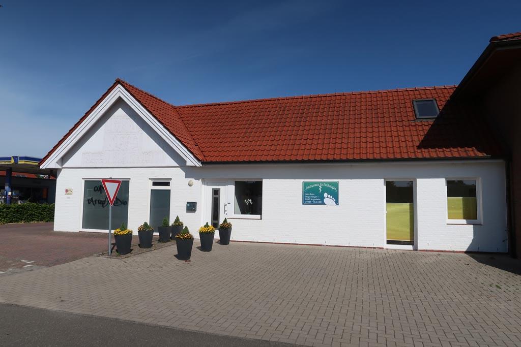 Wohn-/Geschäftshaus in Steges Helgen 1, 26689 Apen, Augustfehn