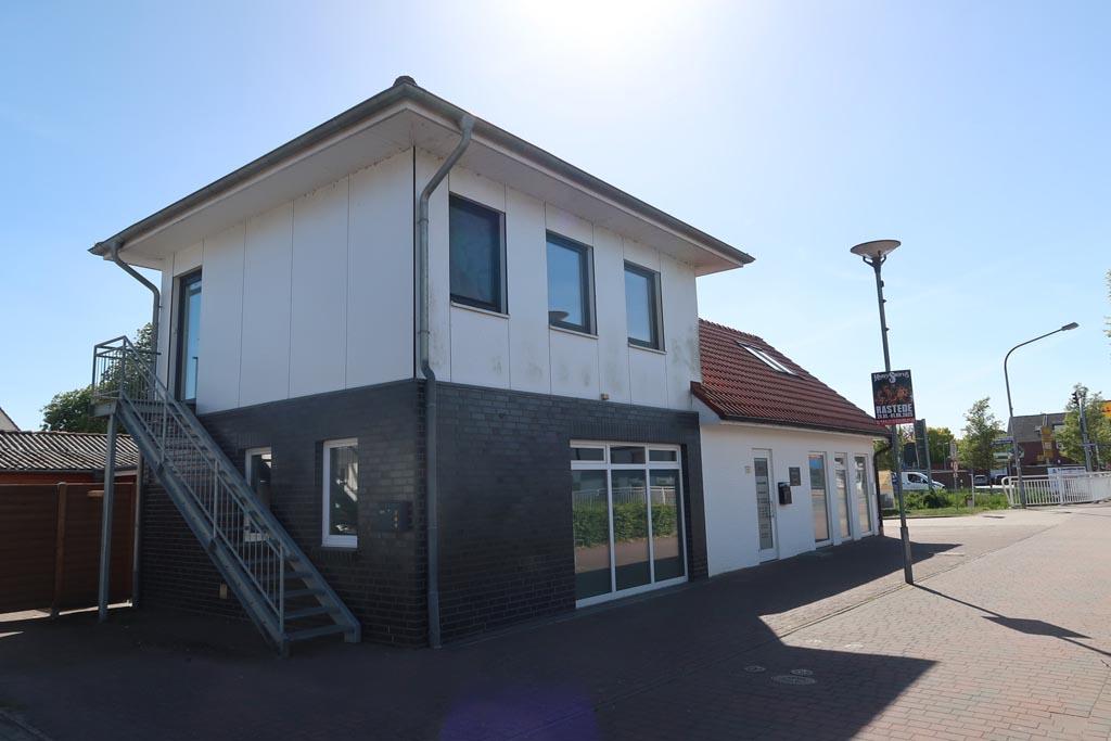 Wohn-/Geschäftshaus in Steges Helgen 1, 26689 Apen, Augustfehn - Bild 2