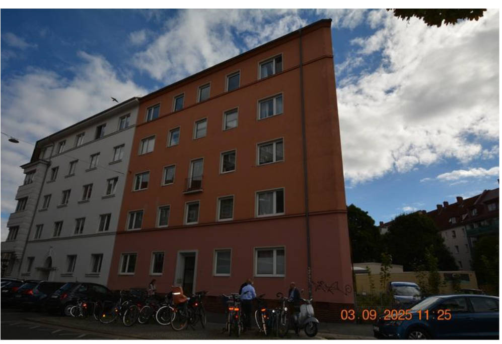 Mehrfamilienhaus, 10-Familienhaus in Oesterleystr. 11, 30171 Hannover