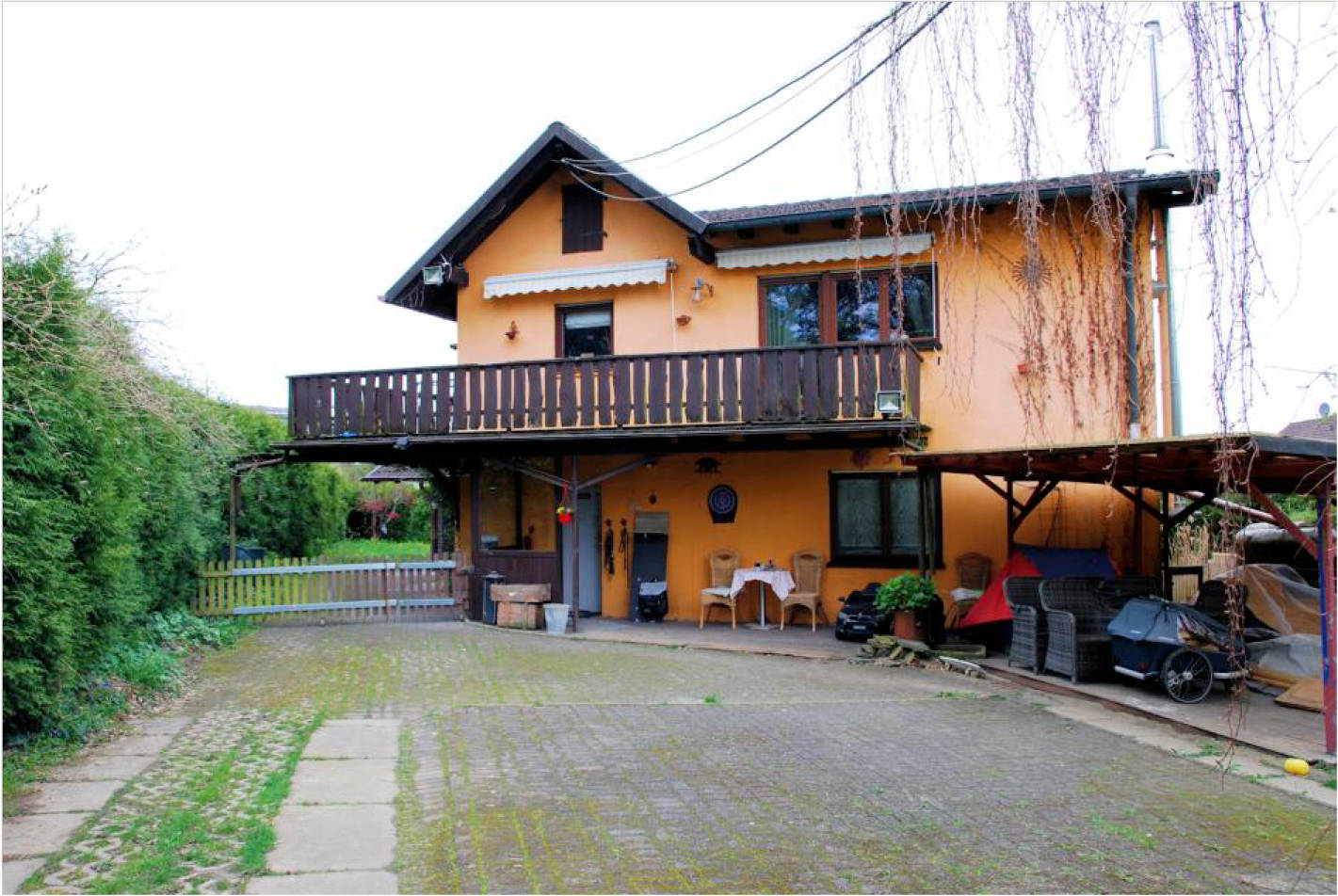 Zweifamilienhaus in Weyerbuscher Straße 45, 51570 Windeck, Leuscheid - Bild 2