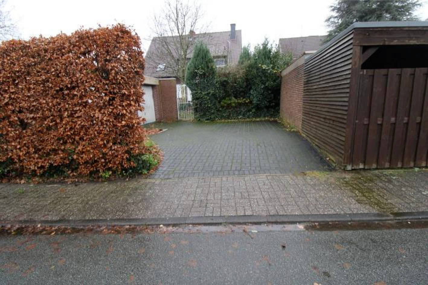Baugrundstück, Bei dem zu bewertenden Objekt handelt es sich um ein, mit einem Erbbaurecht bebautem Grundstück. Die Bewertung des Erbbaurechts erfolgte unter dem Aktenzeichen 002 K 010/23. in Mozartstr. 1, 59394 Nordkirchen - Bild 3