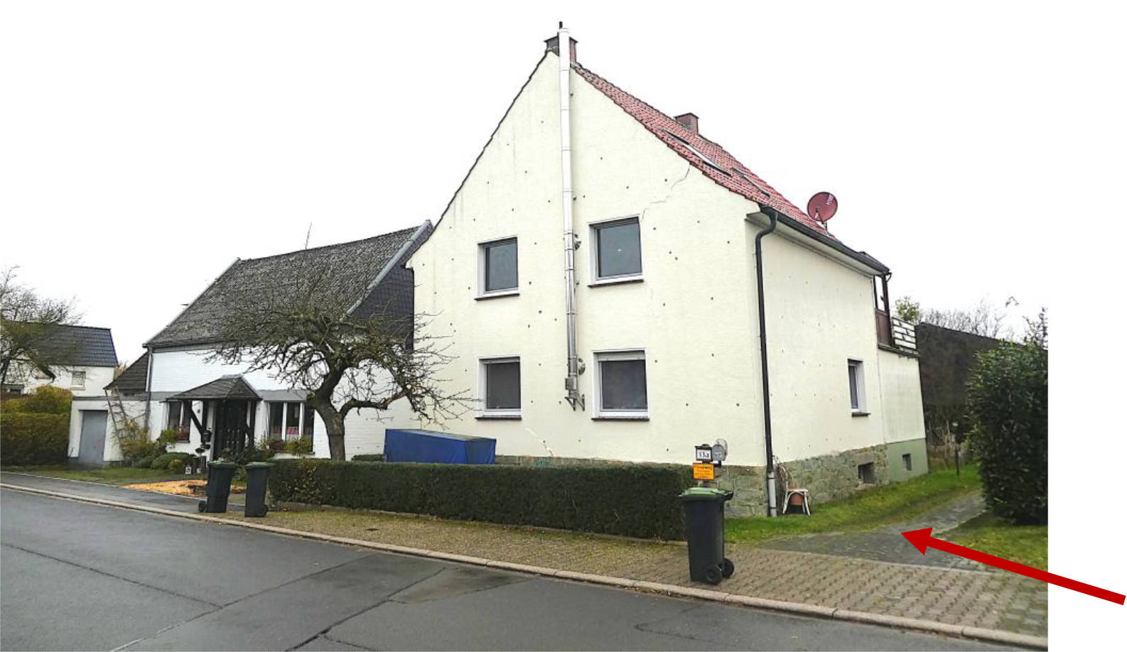 Zweifamilienhaus, Garage, Einfamilienhaus in Auf dem Spitt 11, 13, 58730 Fröndenberg, Frömern - Bild 2