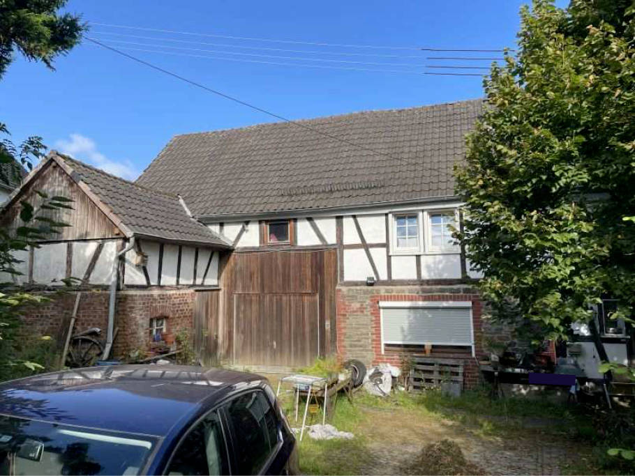 Einfamilienhaus in Im Winkel 15, 51580 Reichshof, Schalenbach