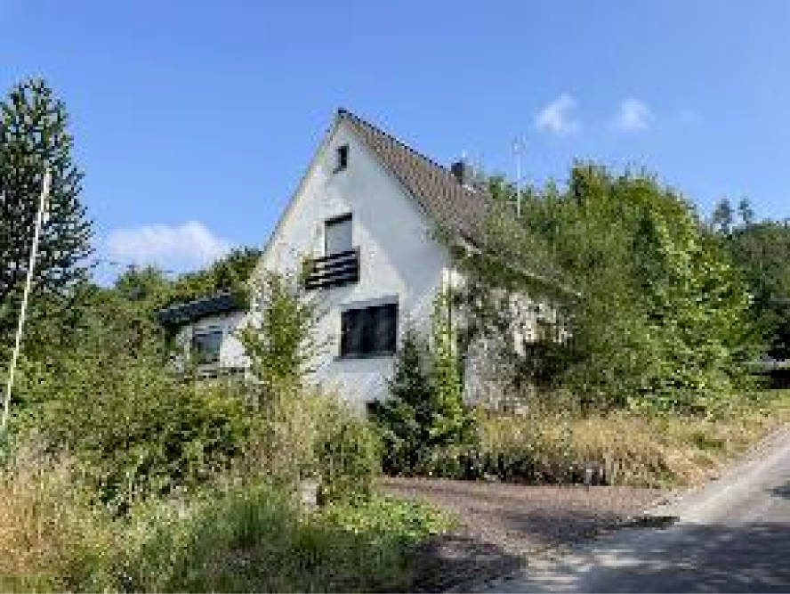 Kfz-Stellplatz, Einfamilienhaus in Burg-Windeck-Straße 57, 51570 Windeck, Schladern - Bild 5