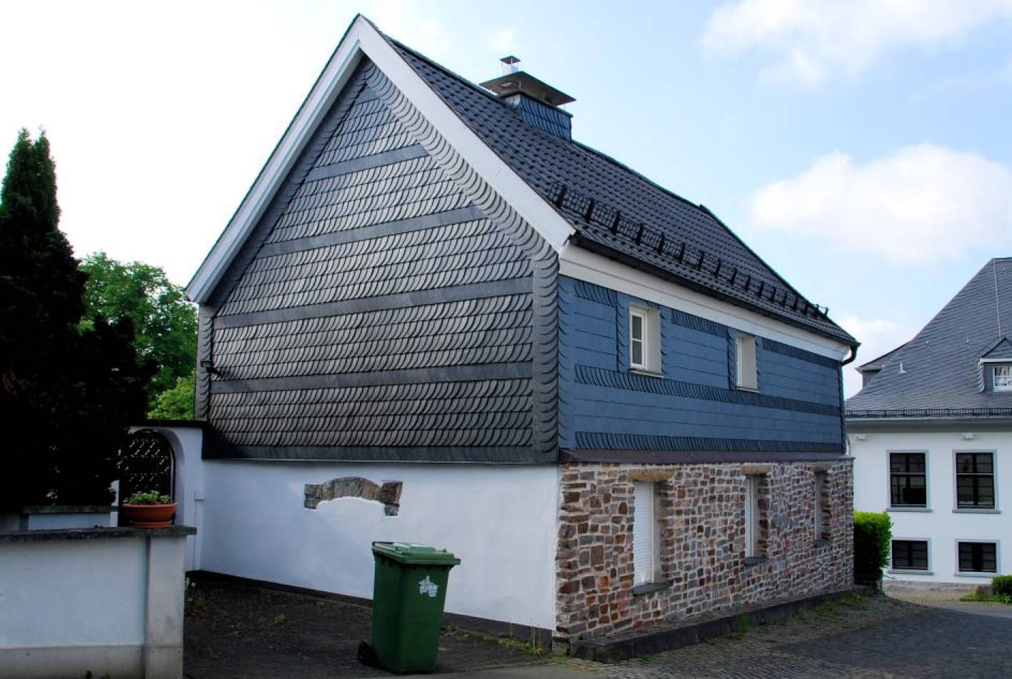 nordrheinwestpfalen 0002 K 0012/2022 Höherweg 2, 51580 Reichshof, Eckenhagen 8