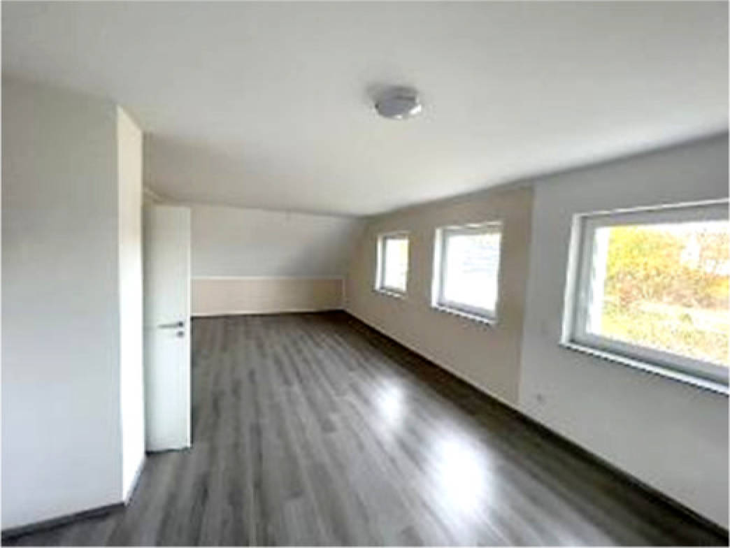 nordrheinwestpfalen 0002 K 0017/2025 Alter Schulweg 11, 13, 51588 Nümbrecht, Drinsahl 14