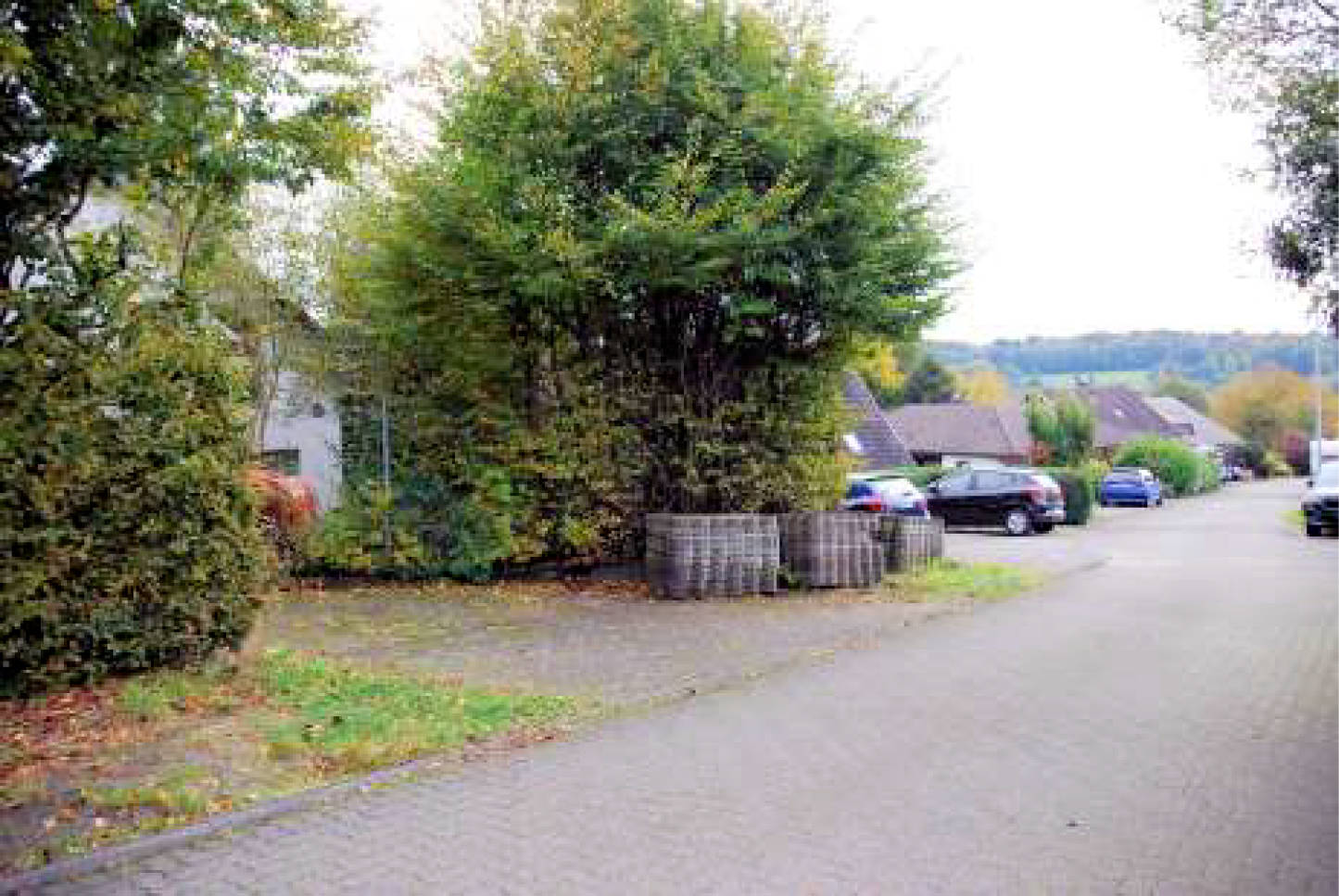 Garage, Einfamilienhaus, und Gästehaus in Jürgesweg 12 + 14, 51588 Nümbrecht, Bierenbachtal - Bild 3
