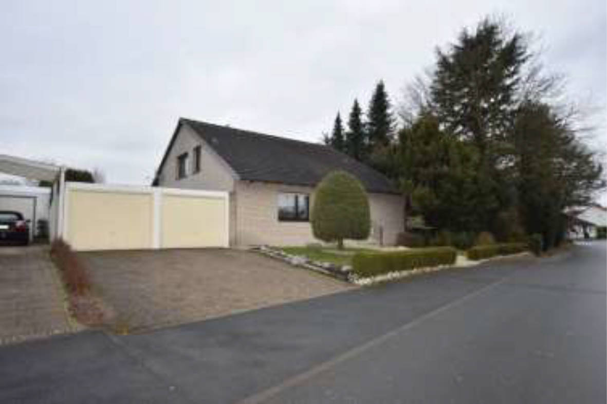 Einfamilienhaus, zwei Garagen in Am Birnbaum 30, 58730 Fröndenberg, Frömern - Bild 4