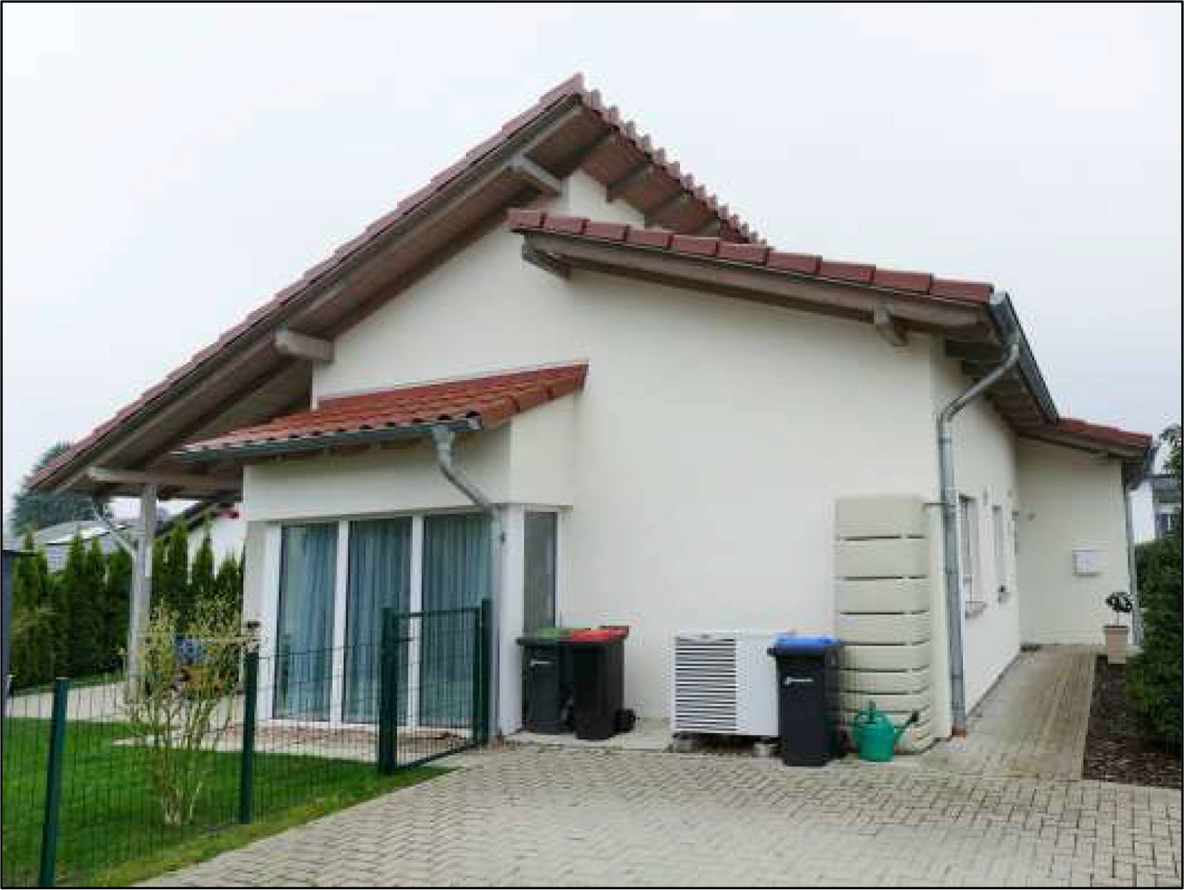 Zweifamilienhaus in In der Gehle 4a und 4b, 32584 Löhne, Mennighüffen