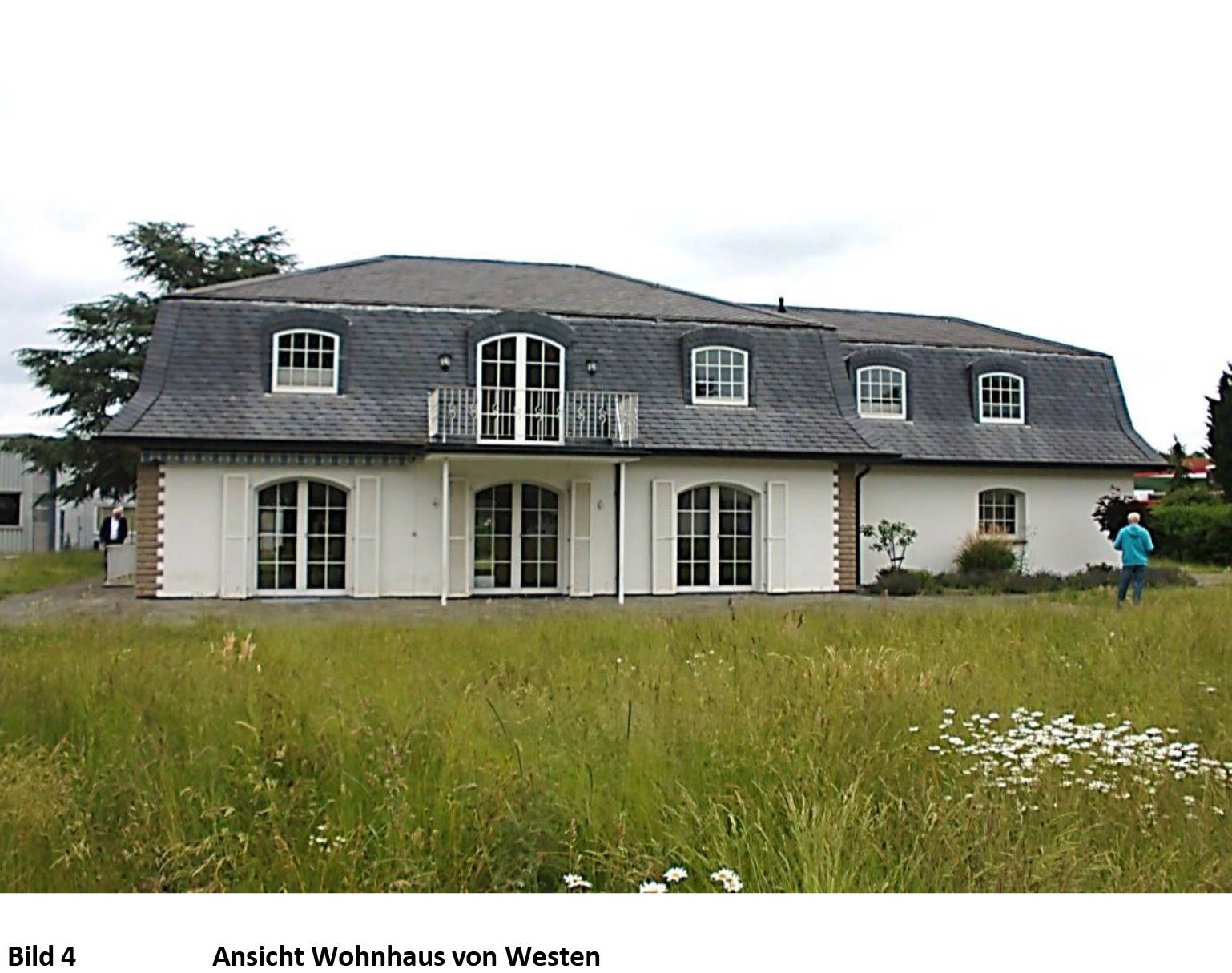 Gewerbegrundstück als Erbbaugrundstück und Gewerbegrundstück mit Hallen und Büroteil sowie einem Betriebsinhaberwohnhaus. in Dr.-Max-Ilgner-Straße 2 ,4 und 8, 32339 Espelkamp - Bild 2