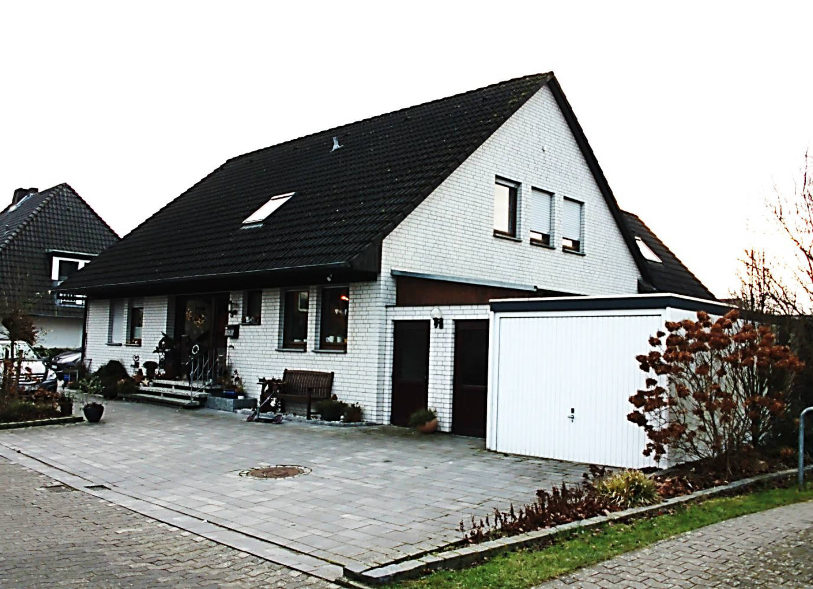 Garage, Einfamilienhaus, Gartenhaus in Thiegarten 3, 32369 Rahden, Kleinendorf
