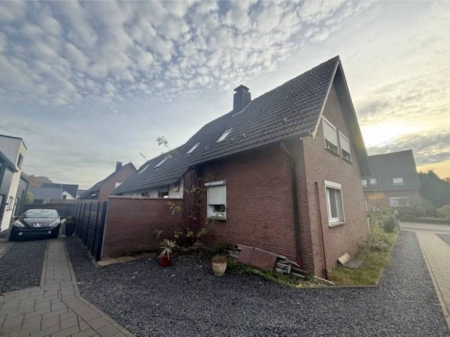 nordrheinwestpfalen 0004 K 0015/2025 Prof.-Menzel-Straße 17, 46325 Borken 2