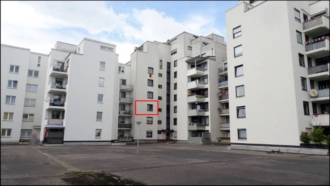 Eigentumswohnung (3 bis 4 Zimmer), Miteigentumsanteil an einer Wegfläche, Miteigentumsanteil an einem Grundstück, Miteigentumsanteil an einer Wegfläche in Scheideweg 63 c, 45896 Gelsenkirchen, Scholven